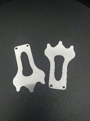 Op maat gemaakte roestvrijstalen metalen stempeldelen Klepplaat